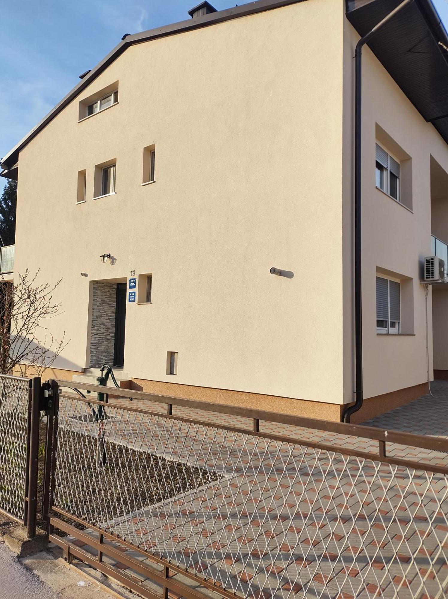 Happy Room Karlovac Exterior foto
